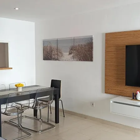 Amazing Oura Apartment