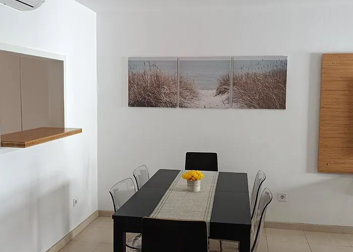 Apartment Amazing Oura